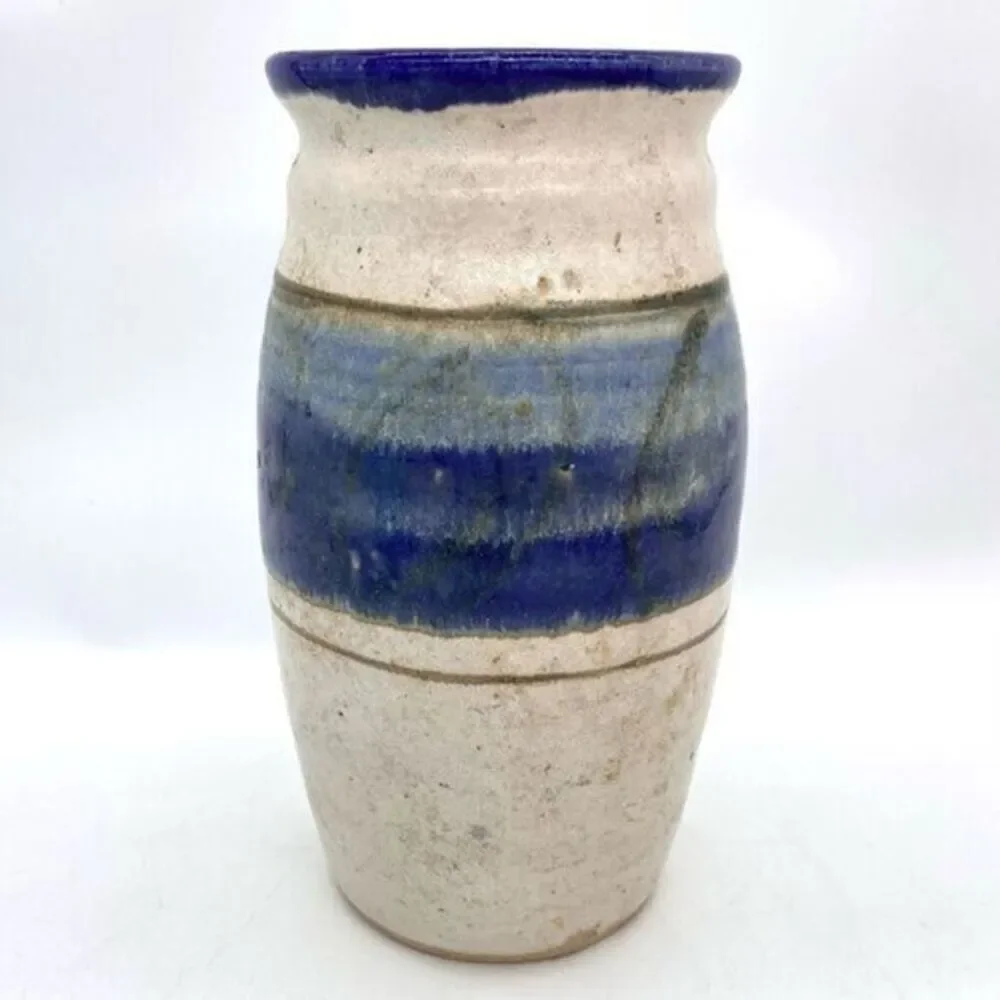 Venezuelan Handmade Art Pottery Vase